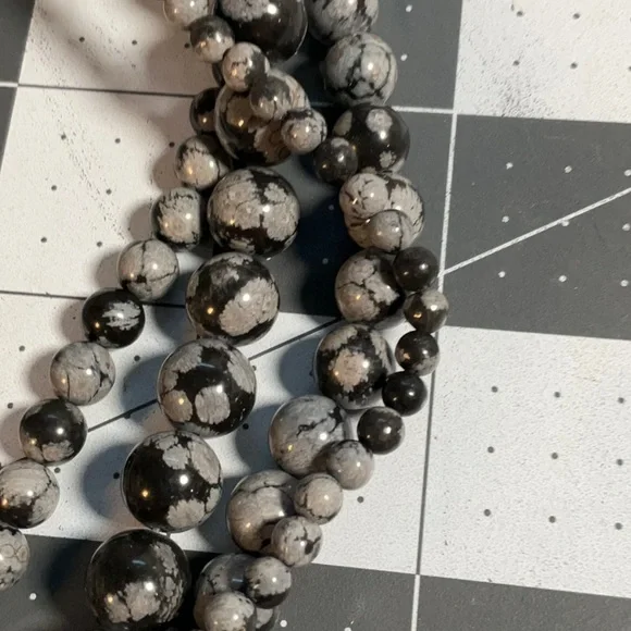 Set Snowflake Obsidian Stone Beads 10/8/6/4mm - Picture 3 of 3